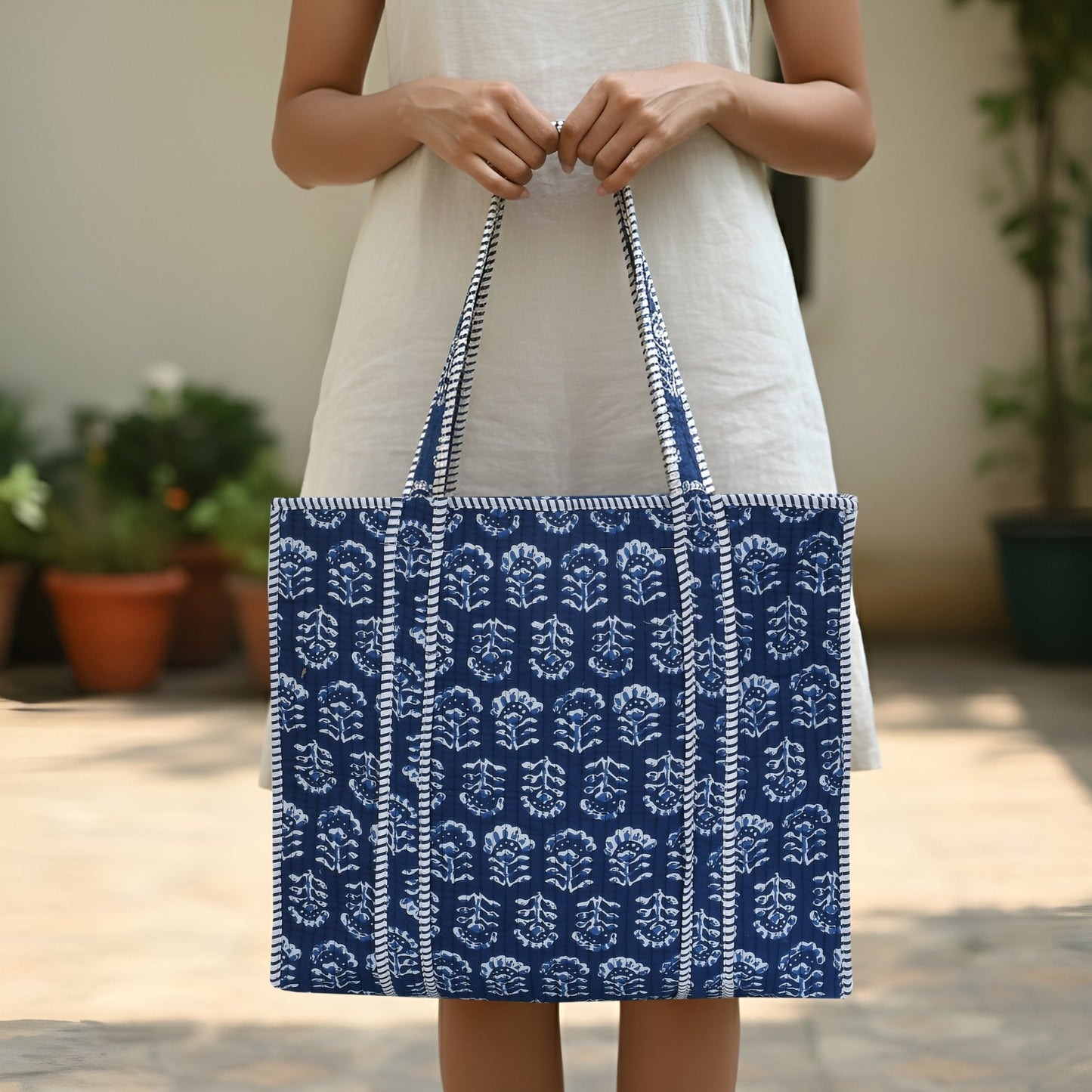 Amoha Decor Quilted Cotton Tote Bag for Women – Blue Safari Print Laptop Handbag - Amoha Decor